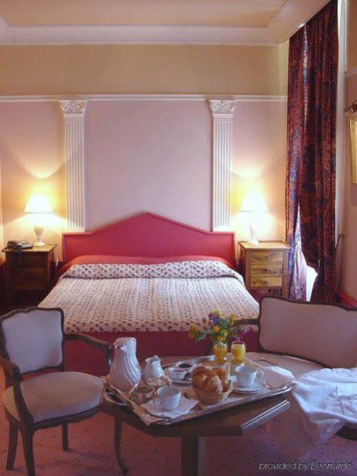 Hotel Le Cedre De Soyons Habitación foto